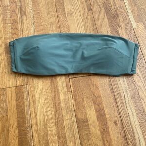 ⭐️ BOGO ⭐️ Aerie Green Swim Top Sz L